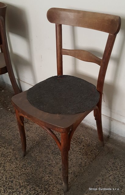 Dřevěná židle  (3 - Drevena zidle (1).jpg)